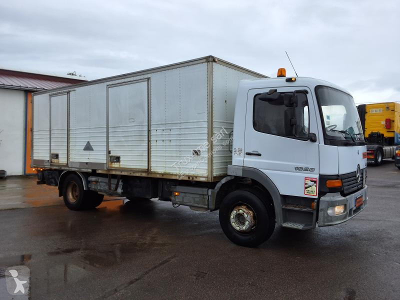 Mercedes 1628 truck