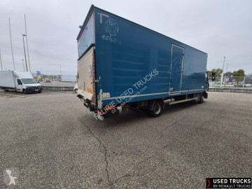 Renault box truck