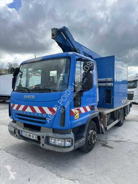 Iveco 100 E 19 truck