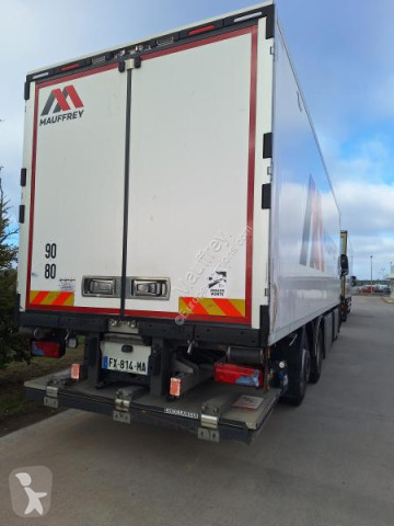 Iveco mono temperature refrigerated truck