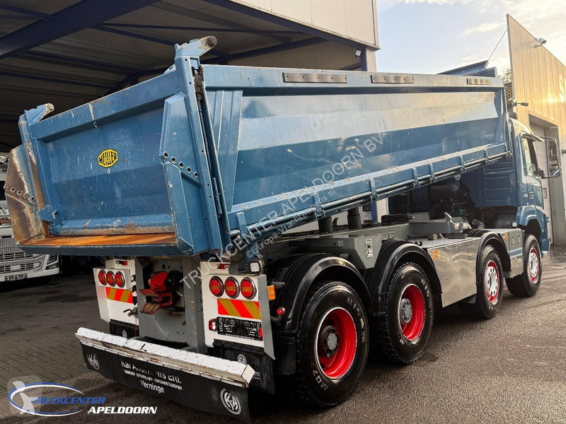 Vrachtwagen Volvo 500 8x4, Steel springs, 3 way...