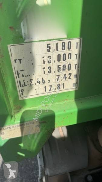 Porte engins Iveco 100 E 18