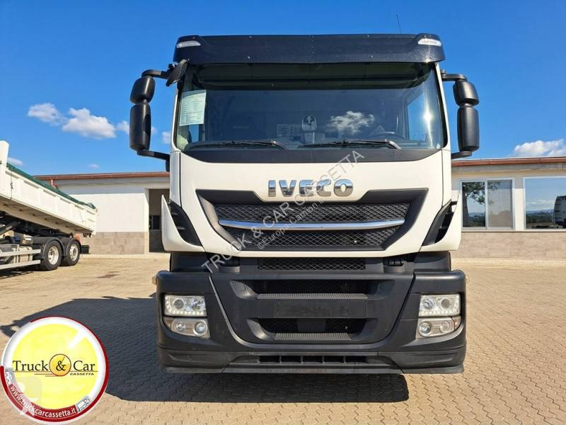 Teherautó Iveco 260 S 42