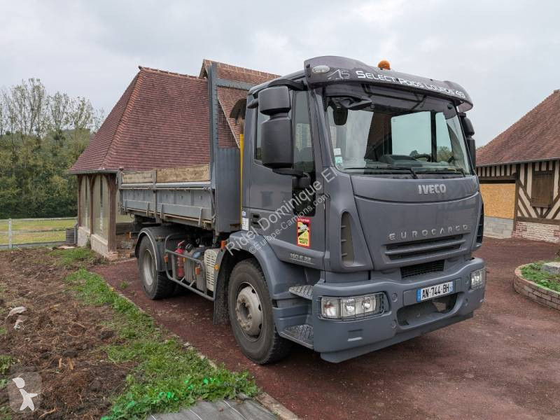 Teherautó Iveco 150 E 22