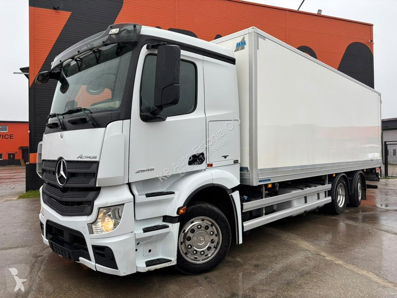 Teherautó Mercedes 2545 6x2*4 THERMOKING / BOX...