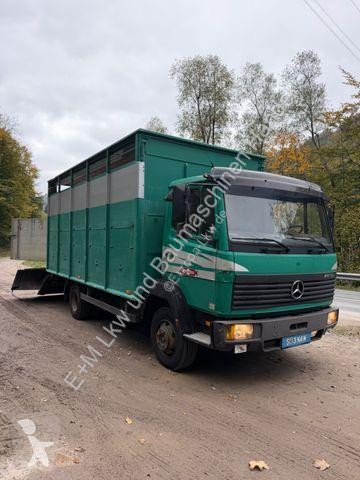Teherautó  817L D VIEHLKW FÜR 7 KÜHE
