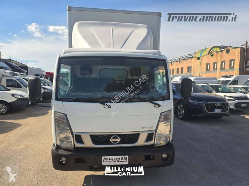 Teherautó Nissan NISSAN NT400 FURGONE 4,50...