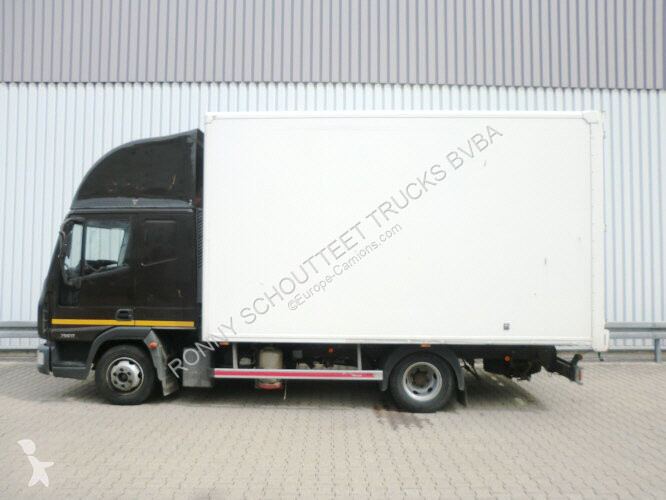 Camión Iveco EuroCargo 75 E 17/4x2 EuroCargo 75...