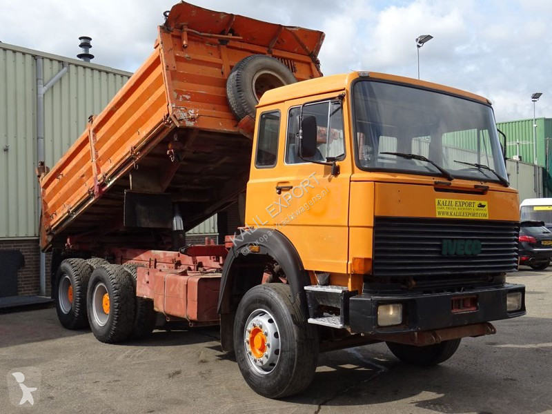 Used Iveco Magirus tipper truck 6x4 Diesel - n°2855630