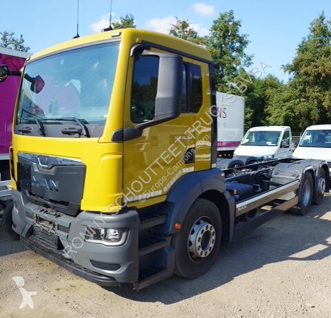 Camión MAN TGS 26.360/400 6x2-4 LL CH TGS...
