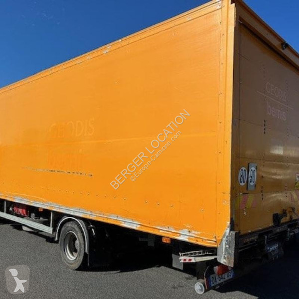Kamion Renault Midlum