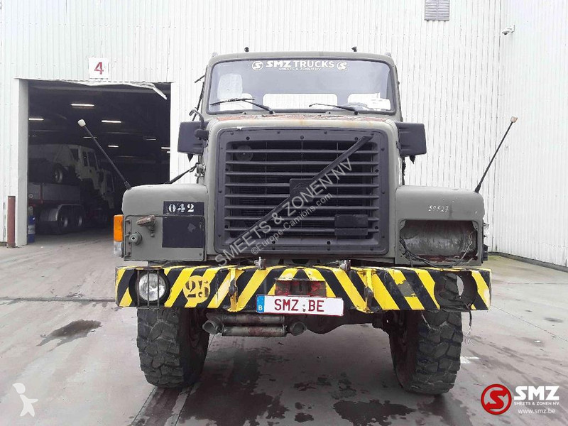 Camion Volvo N 10 6x4 4490 km ex army chassis