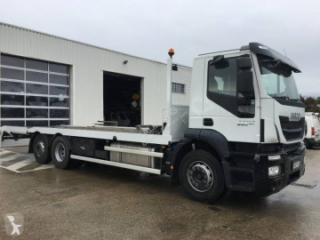 Camion porte engins Iveco
