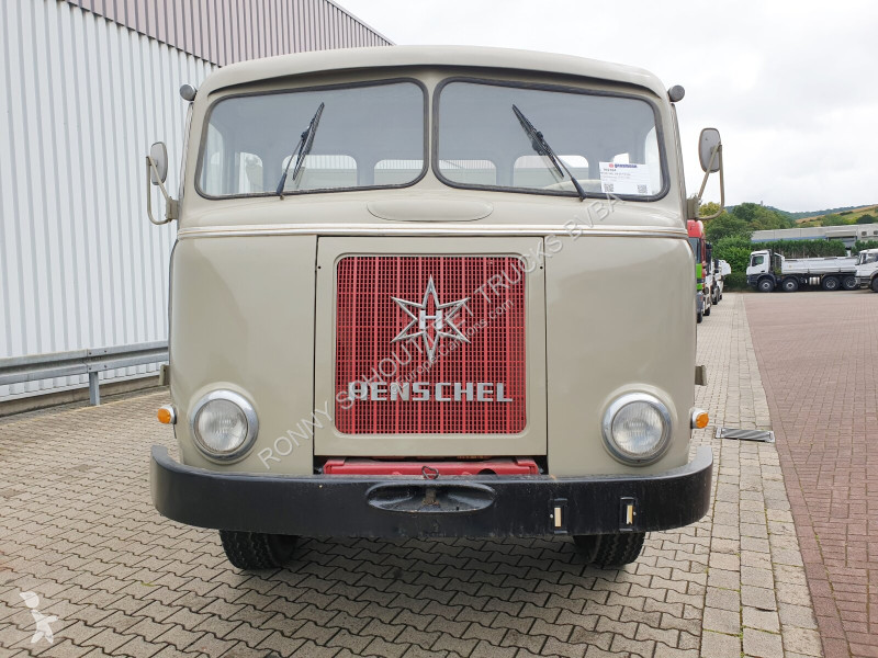 Kamion  HENSCHEL HS 20 TS 6x4 HENSCHEL HS 20 TS...