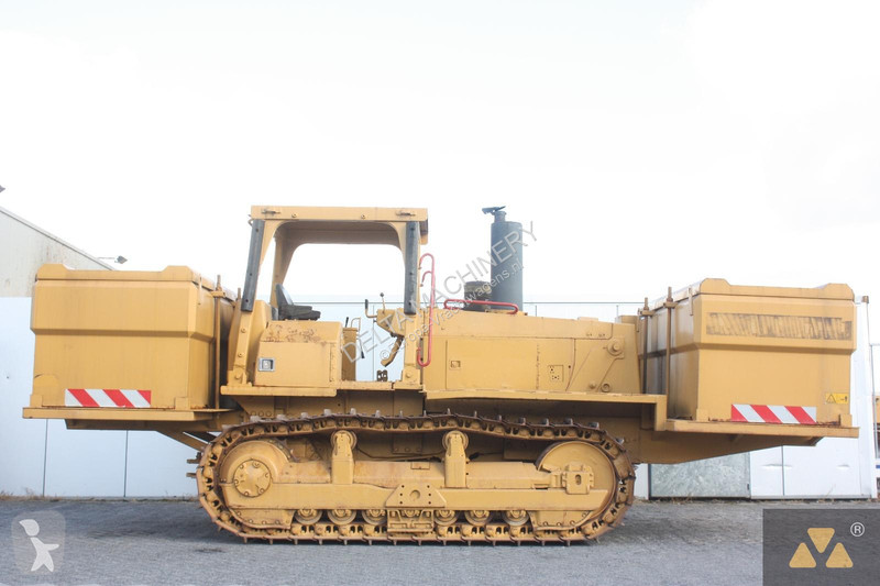 بلدوزر Caterpillar Fuel tanker