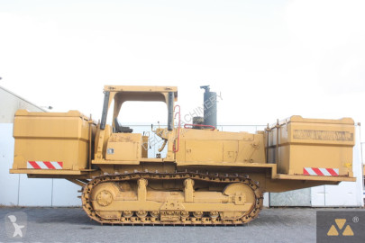 Buldożer na gąsienicach Caterpillar