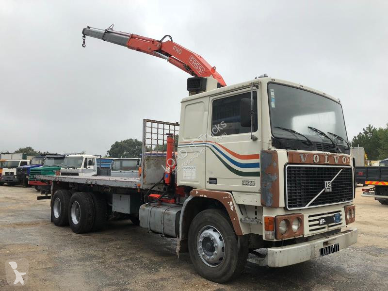 Used Volvo F12 standard flatbed truck 25 Full Steel Suspension 6x2