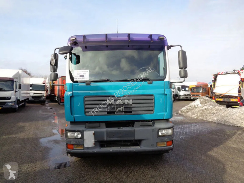Kamion MAN 18.240 + Dhollandia Lift