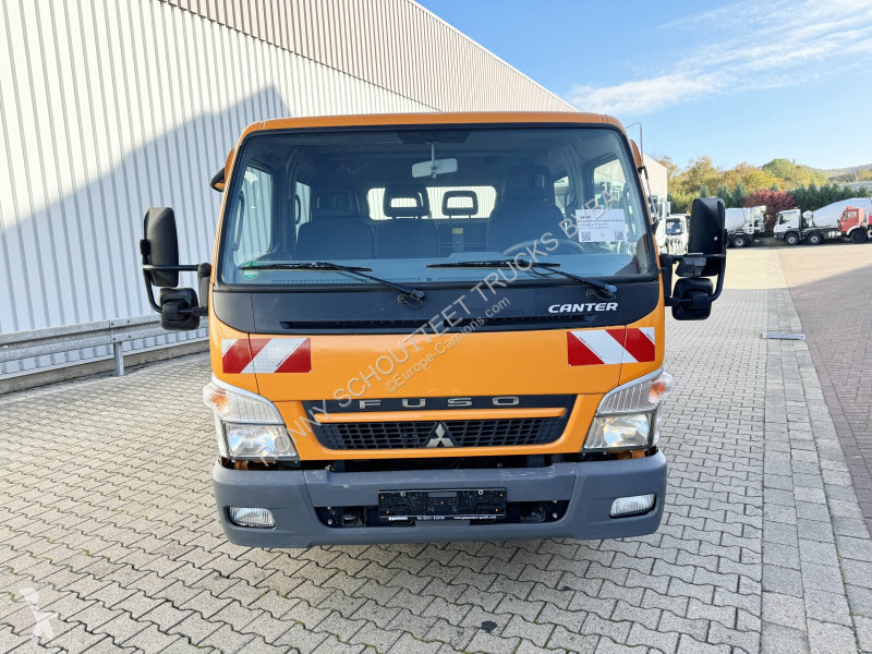 Camion Mitsubishi Canter Fuso 6C15D 4x2 Doka...