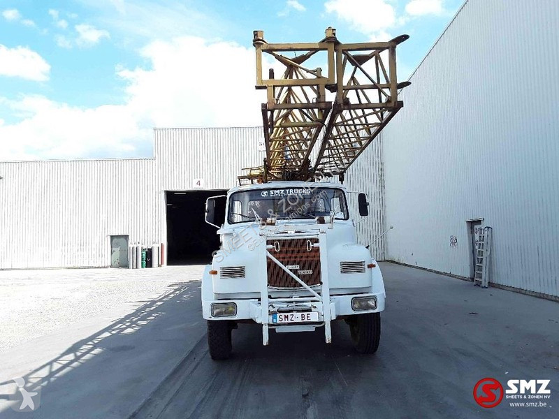 Camion MAN crane