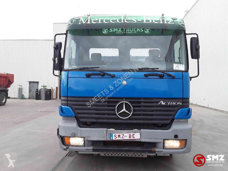 Camion Mercedes 1835