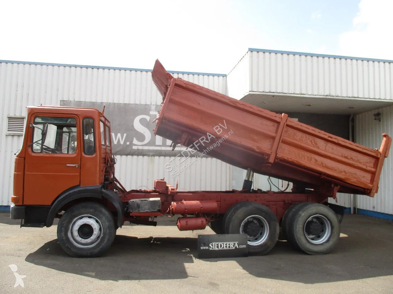 Kamion MAN 6x4 , 3 way tipper , ZF Manual ,...