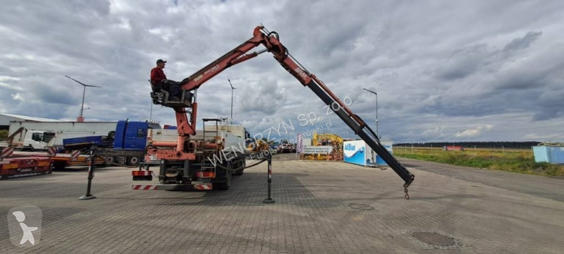 Camion Mercedes Pojazd ciężarowy Mercedes Benz...