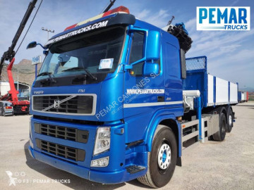 Camion benne Volvo