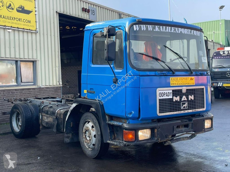 Camion MAN 12.232 Chassis ull Spring Suspension...