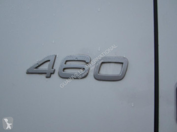 Camión plataforma estándar Volvo