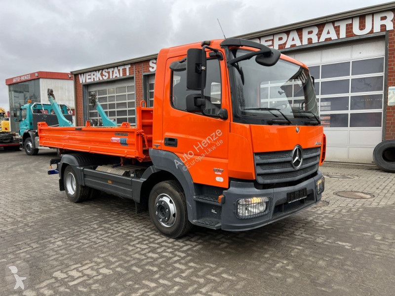 Kamion Mercedes Atego 818 K 2-Achs Kipper Schalter
