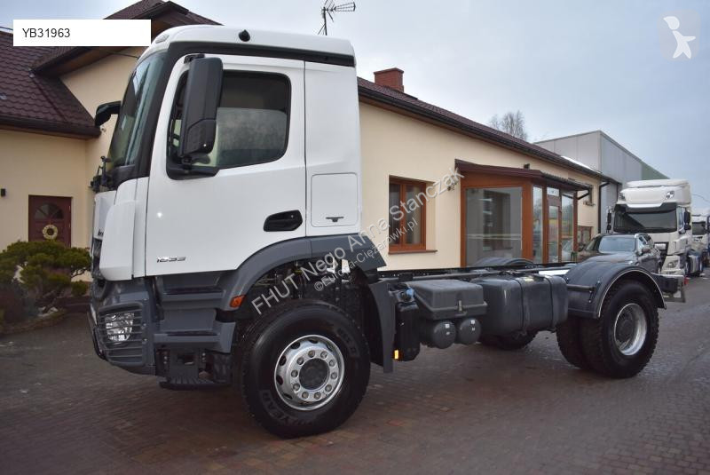 Kamion Mercedes AROCS 1833