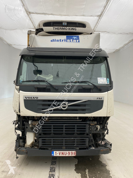 Camion Volvo 330