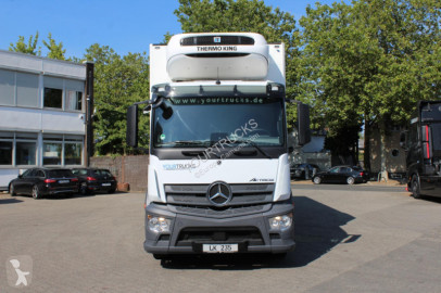 Lastbil kylskåp Mercedes