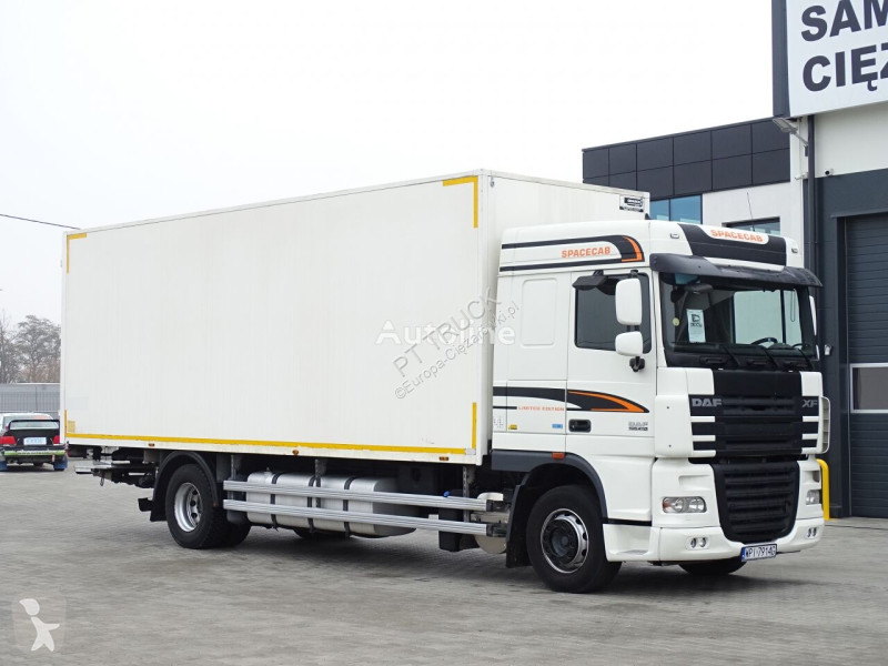 Camión DAF 105410