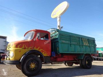 Camion benne Mercedes