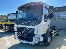 /32/2/9157761-camion-volvo-polybenne_th.jpg