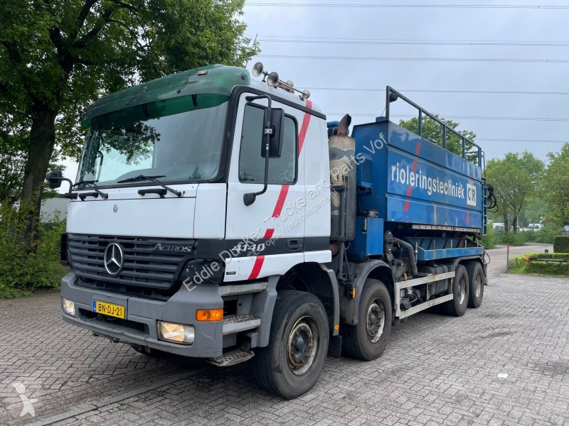 Camião Mercedes ACTROS 4140 8X4 EURO 3 / VACUUM
