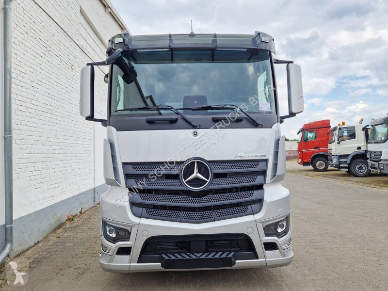 Kamion Mercedes Actros 2553 LL 6x2 Actros 2553...