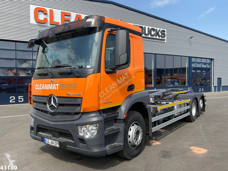 Camion Mercedes 2643 VDL 21 Ton haakarmsysteem