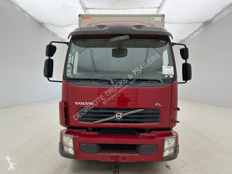 Camion Volvo FL 240