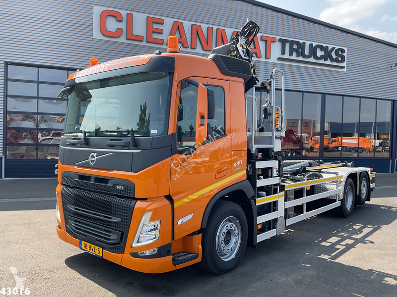 Camion Volvo 430 HMF 23 Tonmeter laadkraan...
