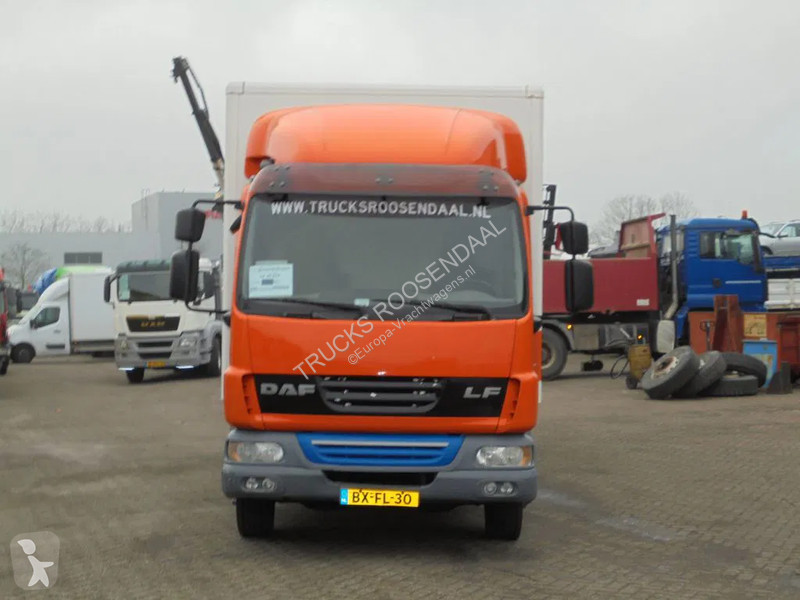 Kamion DAF 210 + 12T + Euro 5 + Dhollandia Lift