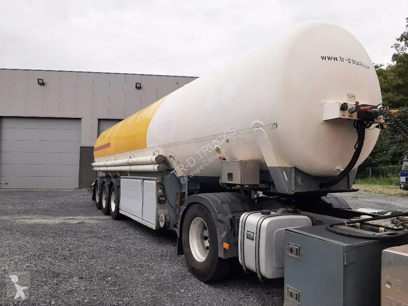 Návěs Stokota FUEL TANK 42000 L - 5 COMPARTMENTS