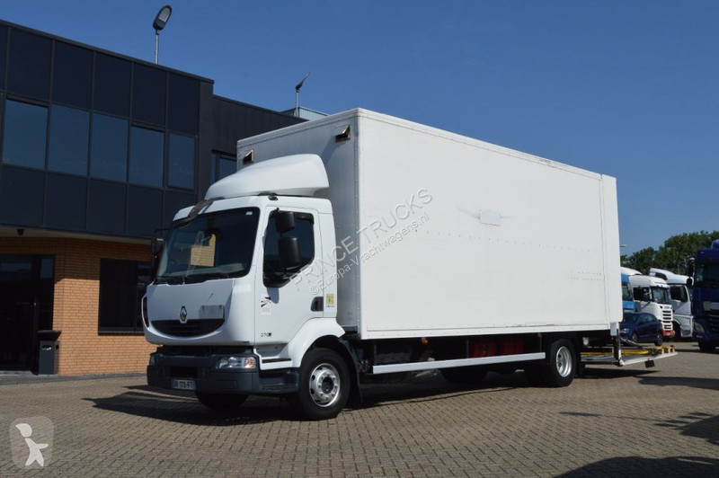 Vrachtwagen Renault 270 * MANUAL * EURO5 * 4X2 *