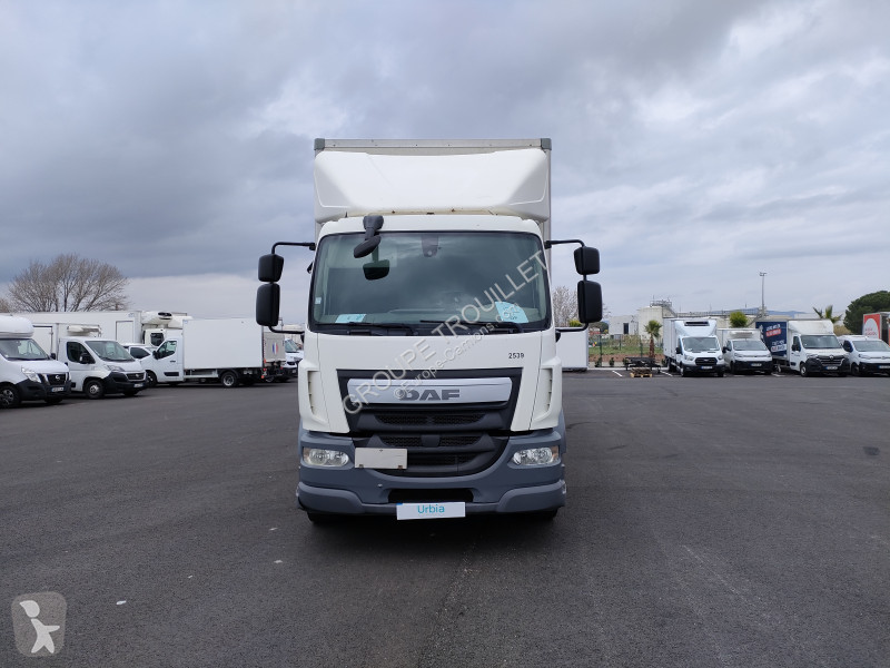 Camion DAF 19 TONNES 280 CV HAYON PORTE RELEVANTE