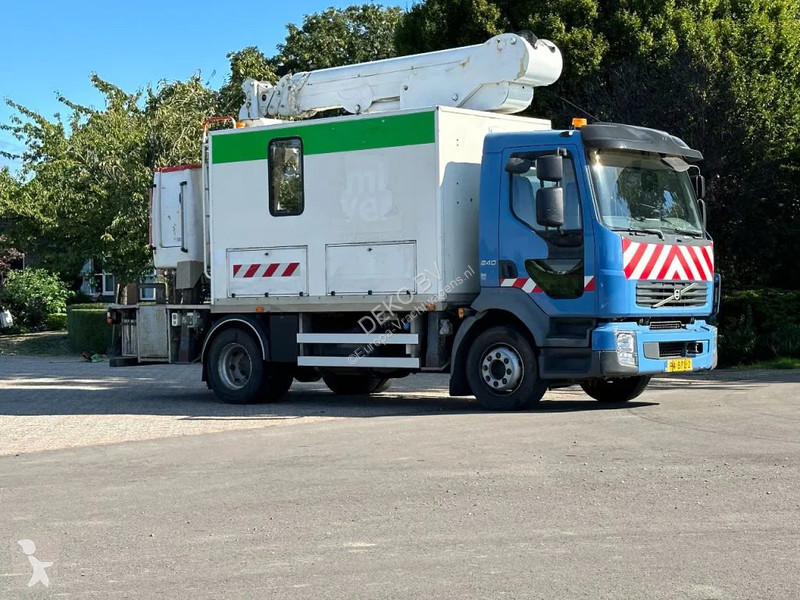 Camion Volvo FL 240 ARBEITSBUHNE/SKYWORKER/17.5m