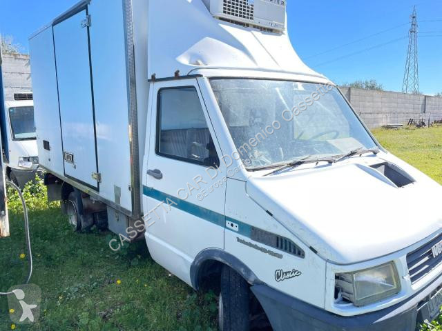Kamion Iveco FIAT 35.10 TURBO DAILY CON CASSA