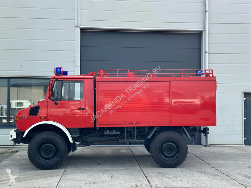 Vrachtwagen Unimog FIRE TRUCK 1000L (5x IN...