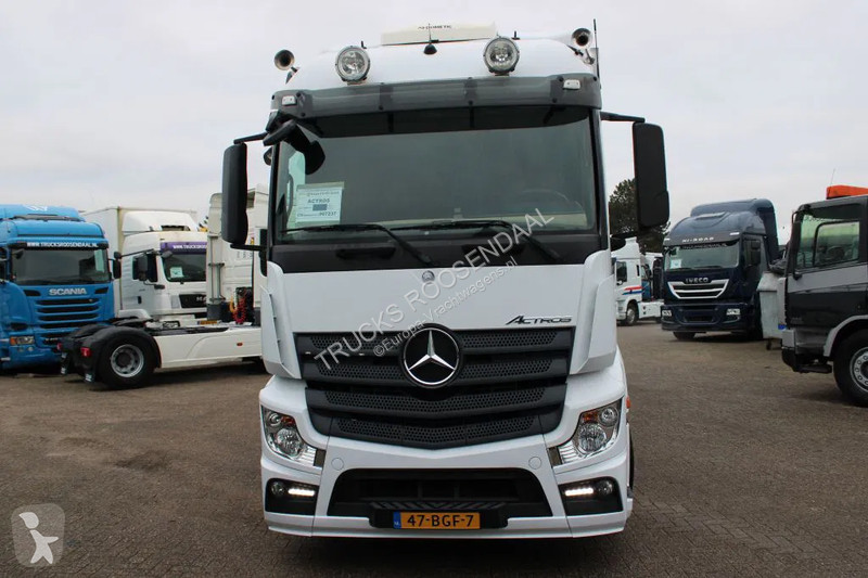 Kamion Mercedes 1927 + EURO 6 + LIFT